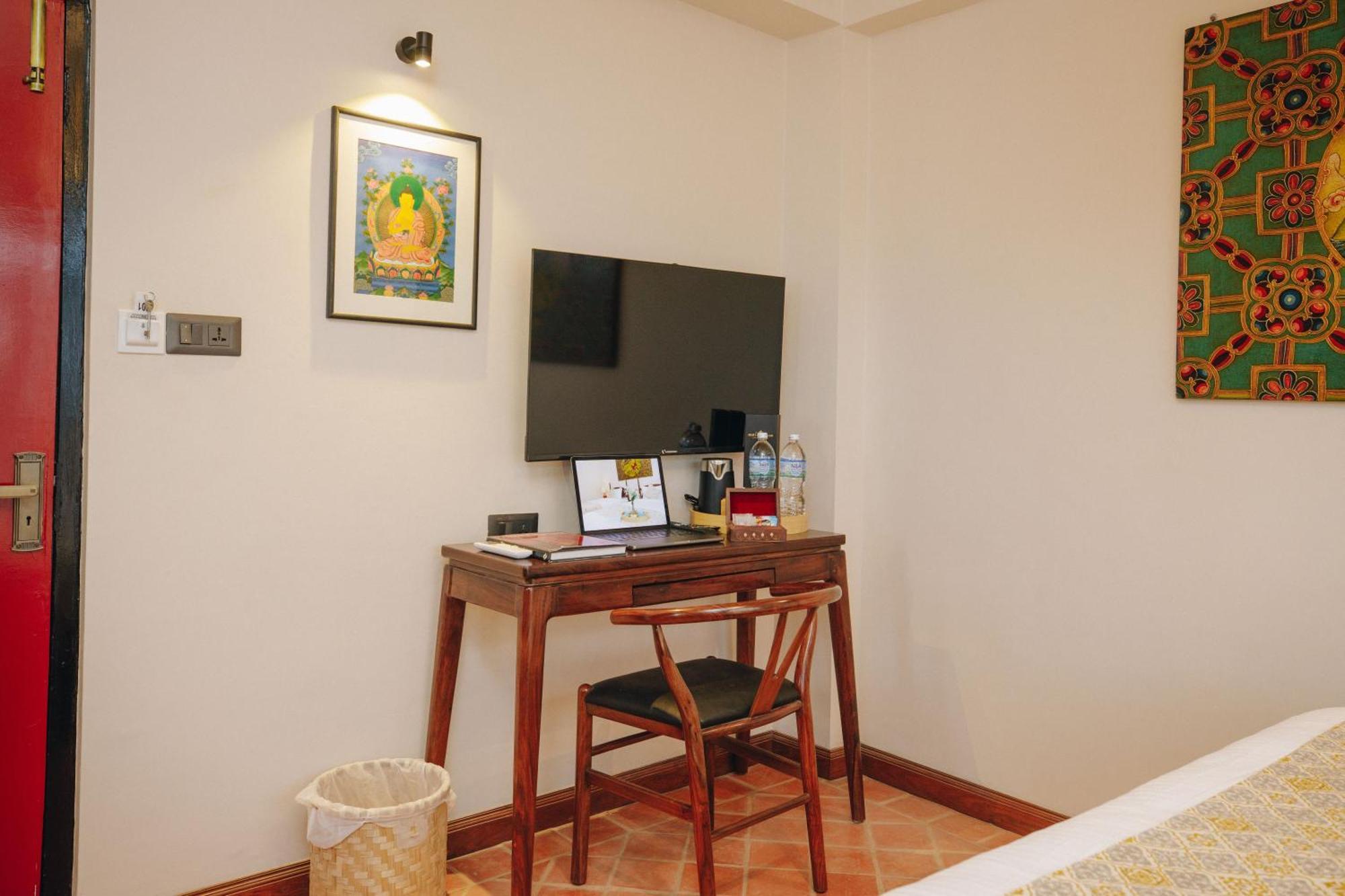 Swarga Heritage Hotel - A Traditional Stay Катманду Номер фото